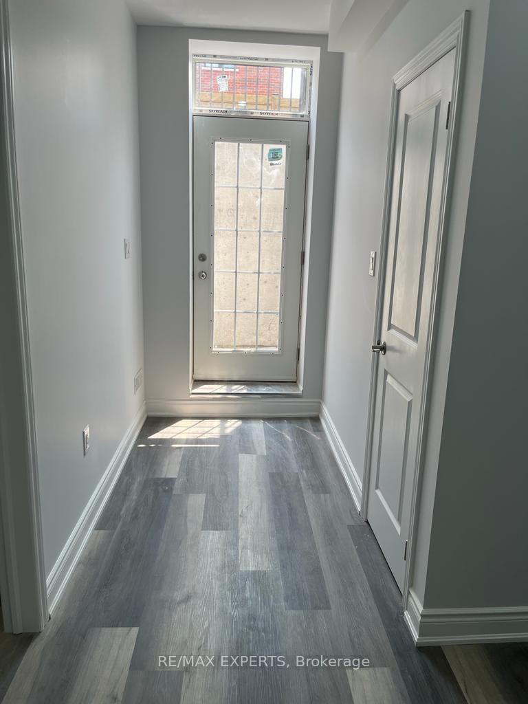 Detached House for lease at BSMT-39 Midmorning Road, Brampton, Bram East, L6X 5R5 - MLS: W12134566