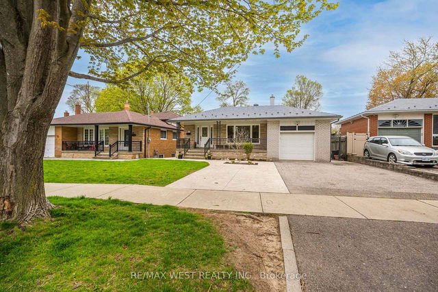 17 Forest Path Court