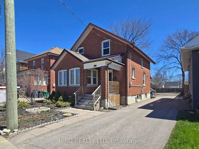 219 Queen Street