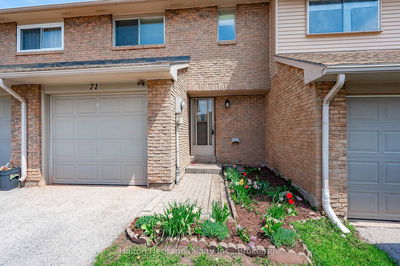 Unit 71 — 1556 Lancaster Dr, Oakville - Falgarwood image-0-4