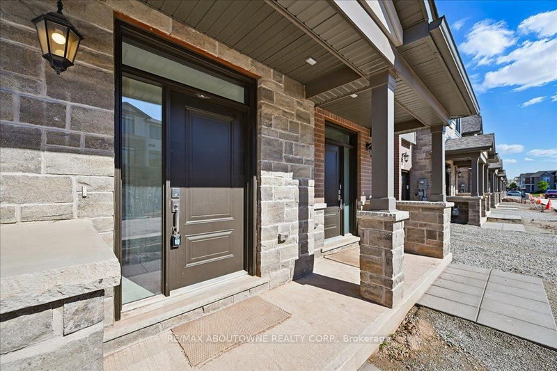 13 - 2184 Postmaster Dr, Oakville, L6M 3X1 | Image 3