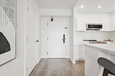 Unit 417 — 185 Robinson St, Oakville - Old Oakville image-0-2