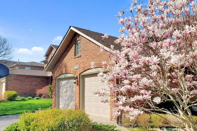 1310 Golden Meadow Tr, Oakville - Falgarwood image-0-1