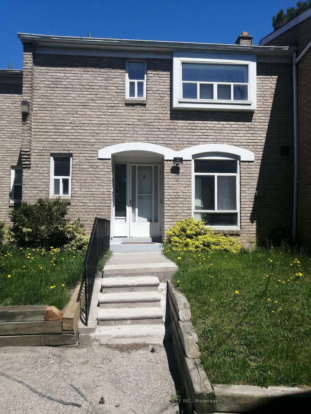 9 - 17 Gosford Boulevard