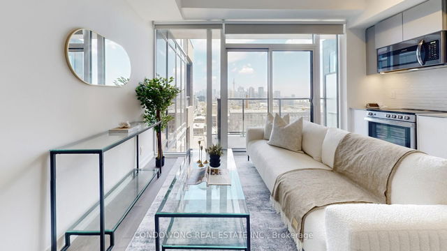 LP18 - 270 Dufferin Street
