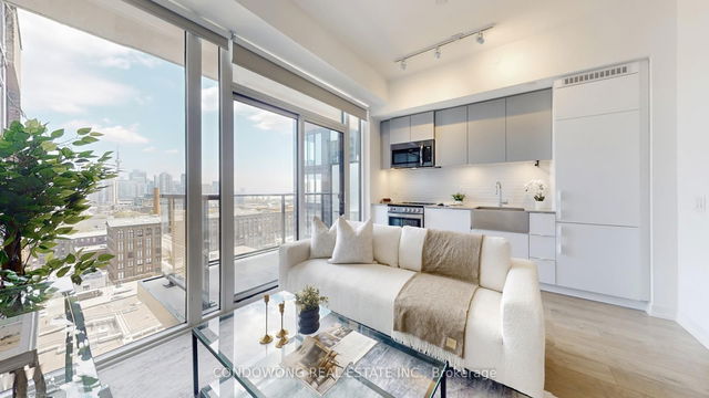 LP18 - 270 Dufferin Street