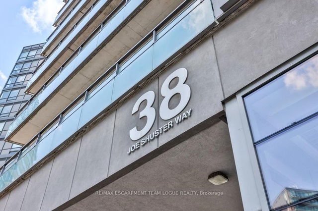 605 - 38 Joe Shuster Way