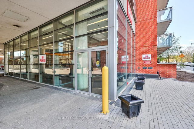 605 - 38 Joe Shuster Way