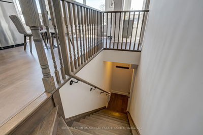 Unit 301 — 1130 Briar Hill Ave, Toronto - Briar Hill-Belgravia image-0-3