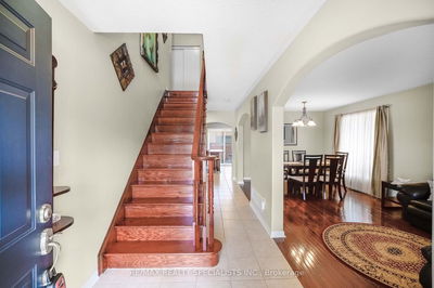 1353 Clark Blvd, Milton - Beaty image-0-4