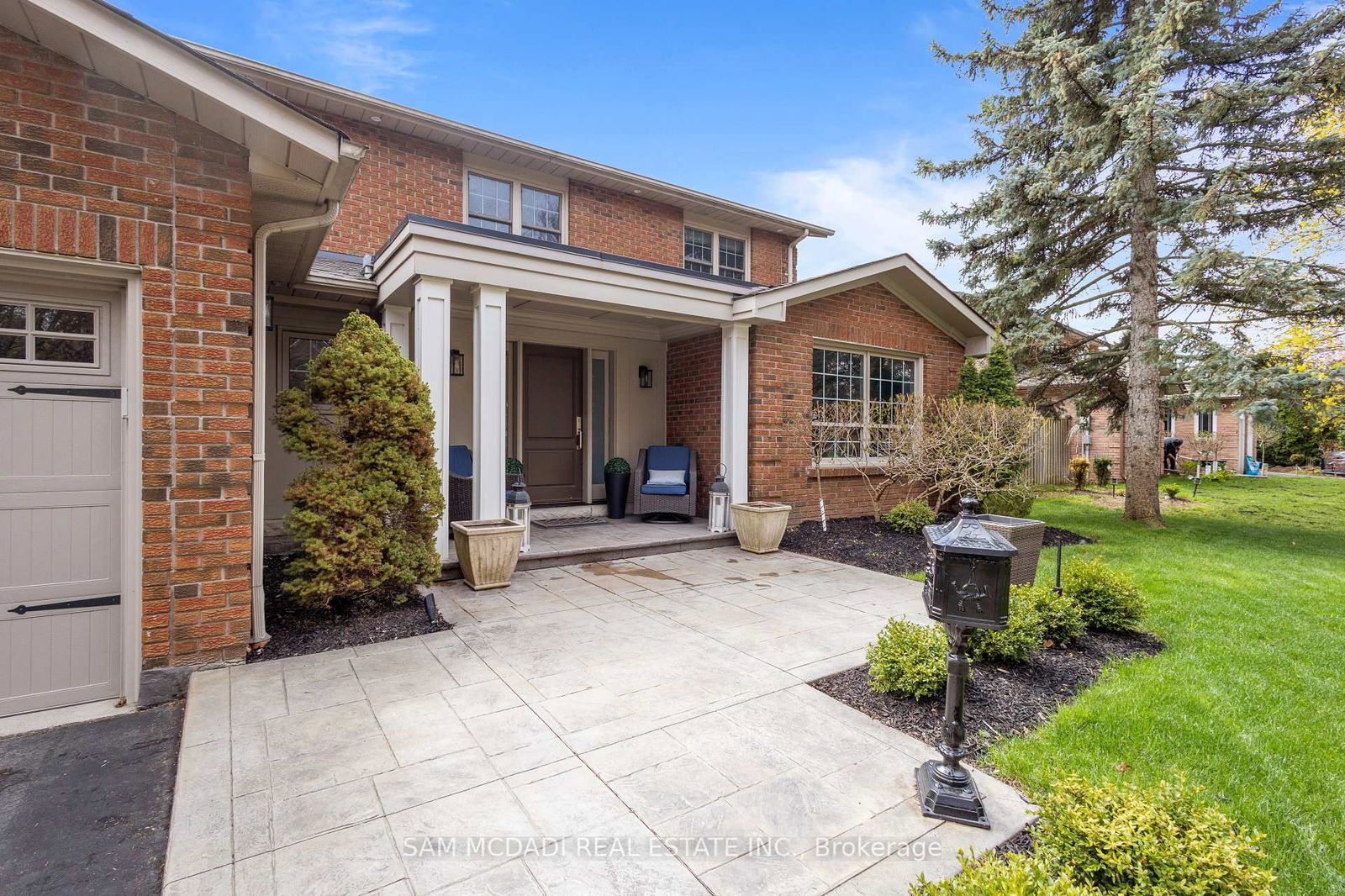 Detached House for sale at 1560 Ifield Road, Mississauga, Sheridan, L5H 3W1 - MLS: W12135363