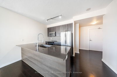Unit 3209 — 510 Curran Pl, Mississauga - City Centre image-0-4