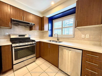 Unit 4 — 1128 Dundas St, Mississauga - Erindale image-0-4