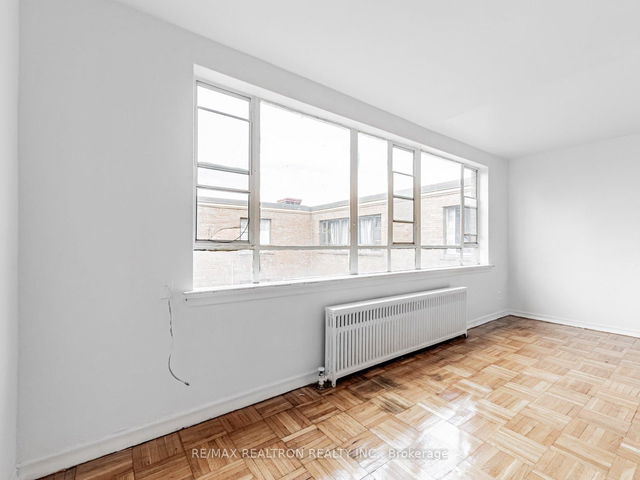 104 - 2515 Eglinton Avenue