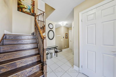 2036 Lakeshore Rd, Mississauga - Clarkson image-0-3