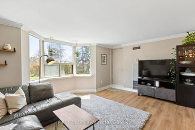 Unit 102 — 3845 Lake Shore Blvd, Toronto - Long Branch image-0-4