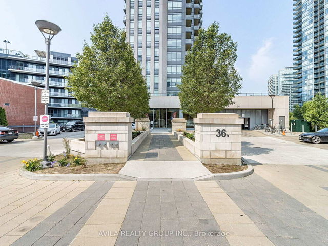 410 - 36 Park Lawn Road