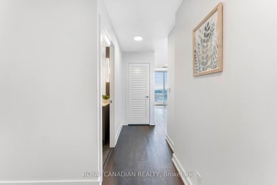 Unit 1110 — 215 Veterans Drive — photo 6