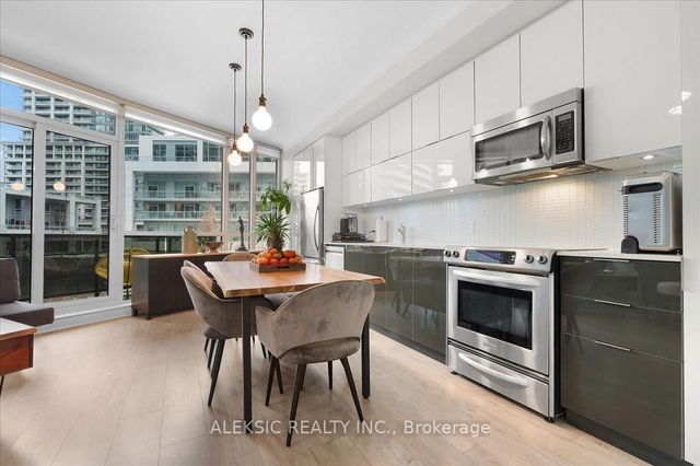 235 - 80 Marine Parade Drive