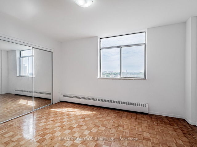 909 - 2255 Weston Road