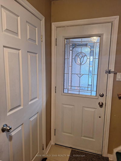 676 Galloway Cres, Mississauga - Creditview image-0-4