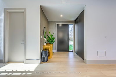 1430 Hixon St, Oakville - Southwest image-0-4