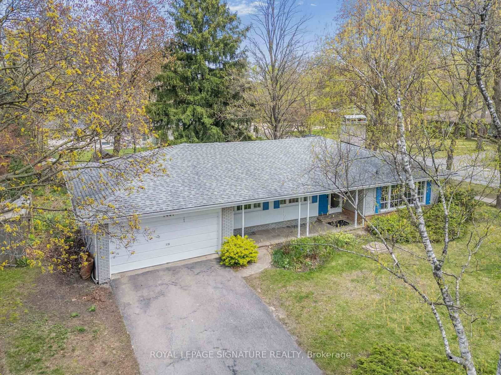 Detached House for sale at 1447 Merrow Road, Mississauga, Lorne Park, L5J 3C4 - MLS: W12135977