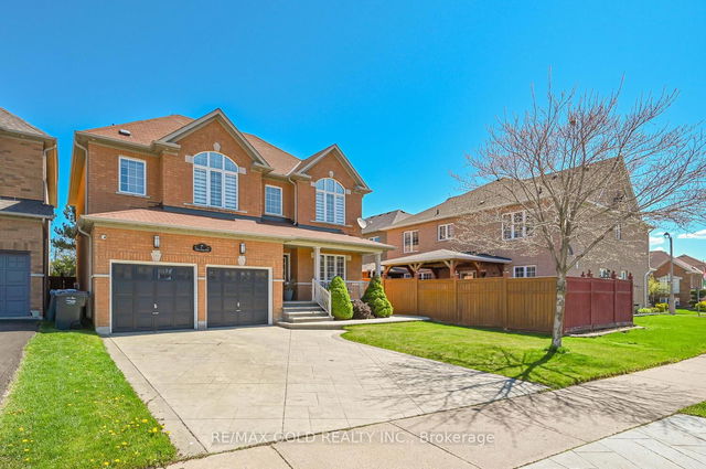 7 Yellow Avens Boulevard