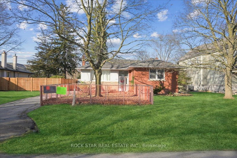 260 WELDON Ave, Oakville - West image-0-0