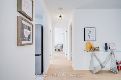 Unit 1610 — 3 Rowntree Rd, Toronto - Mount Olive-Silverstone-Jamestown image-0-3