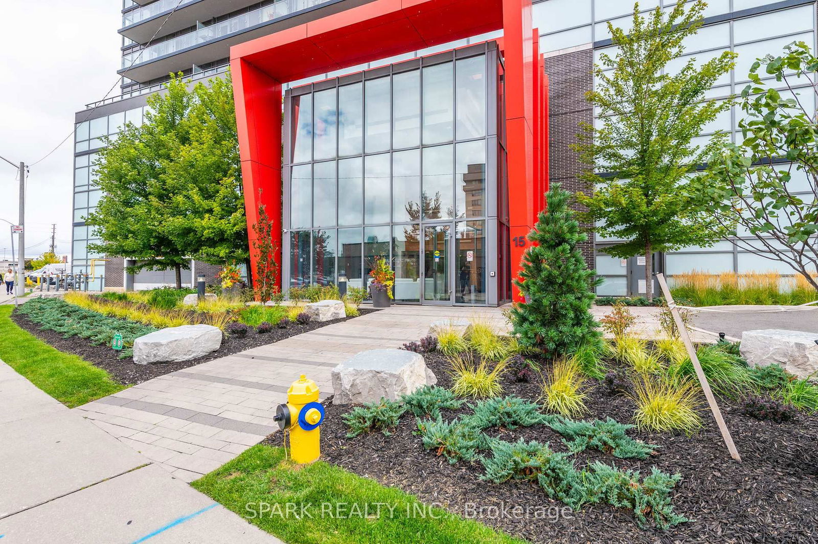 Condo for sale at 1018-15 James Finlay Way, Toronto, Downsview-Roding-CFB, M3M 0B3 - MLS: W12136436