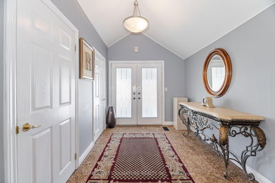 118 Martha Cres, Caledon - Bolton West image-0-2