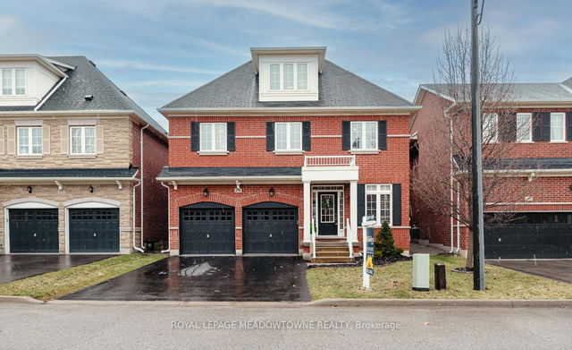 476 Laundon Terrace