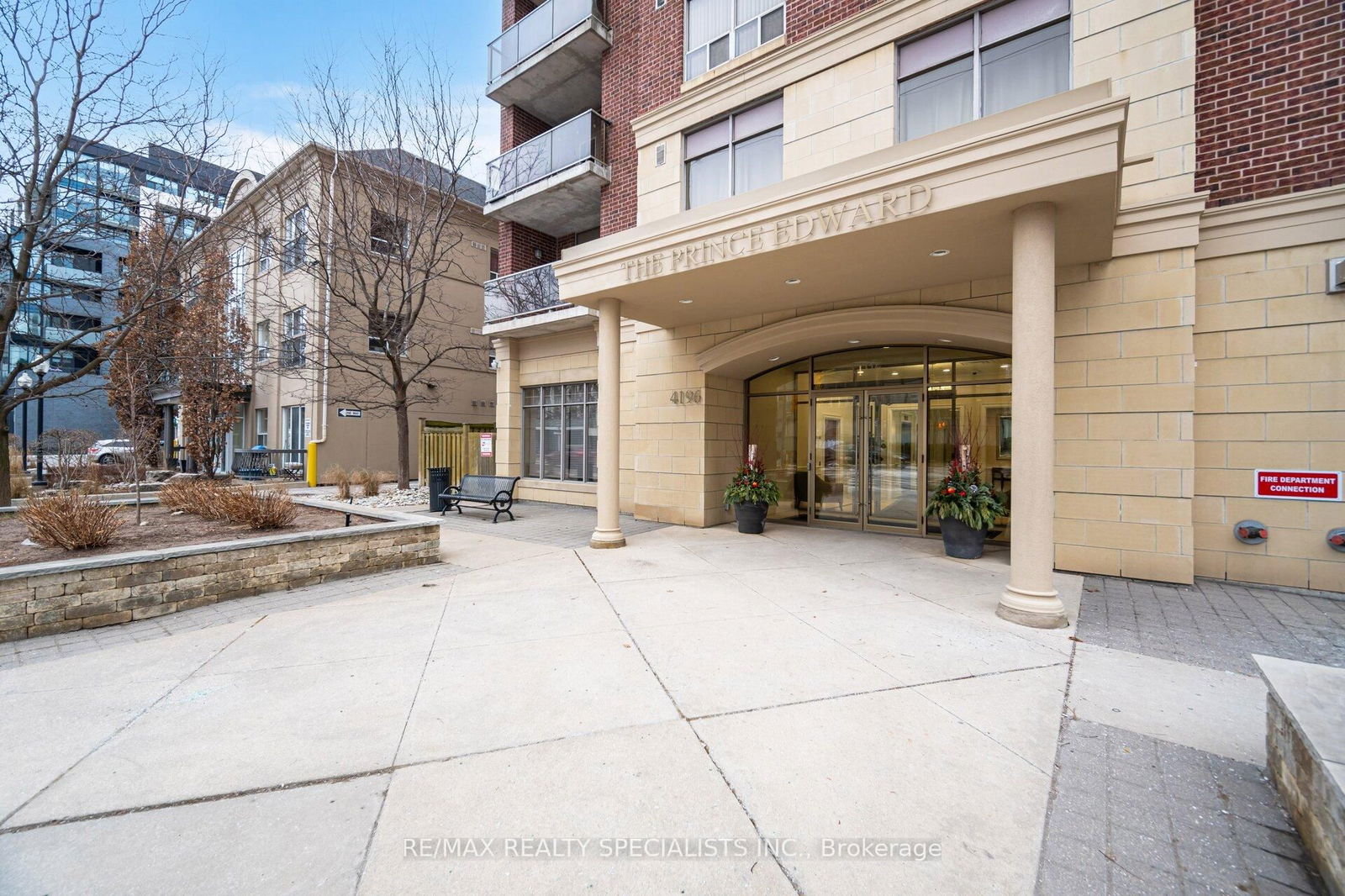Condo for sale at 309-4196 Dundas Street, Toronto, Edenbridge-Humber Valley, M8X 0A3 - MLS: W12136568