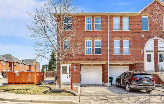 23 - 6860 MeadowvaleTownCentre Circle