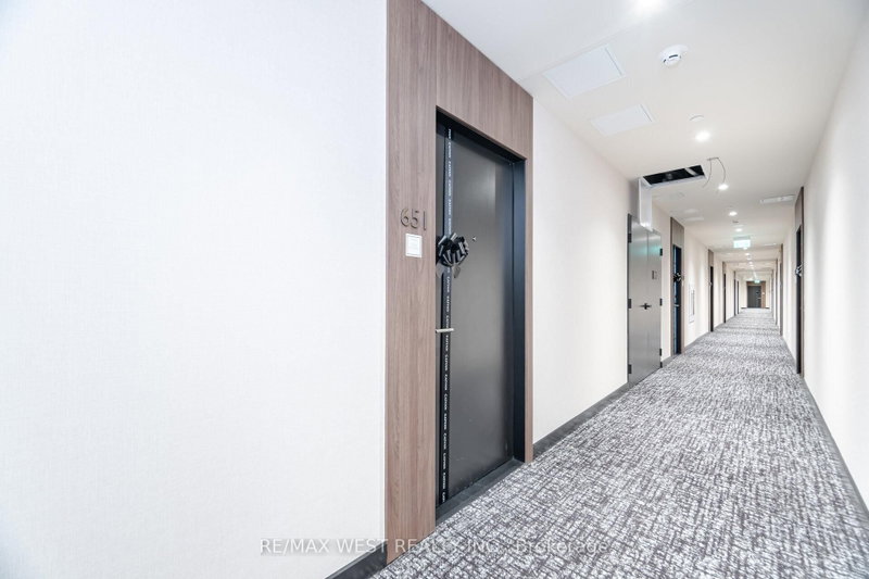 Room1