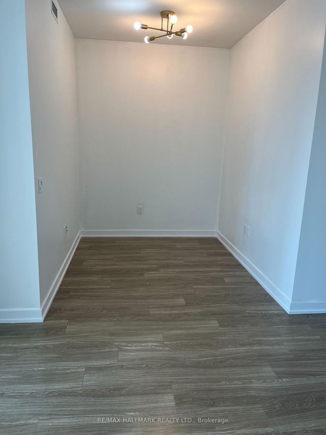 3214 - 4055 Parkside village Drive