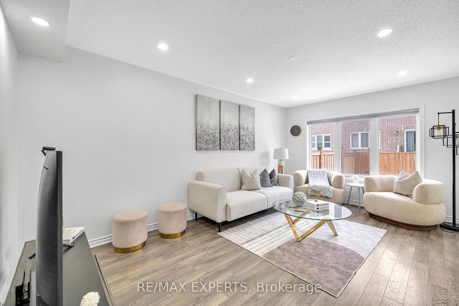 Townhouse for sale at 297 Beasley Terrace, Milton, Ford, L9E 1C5 - MLS: W12136836