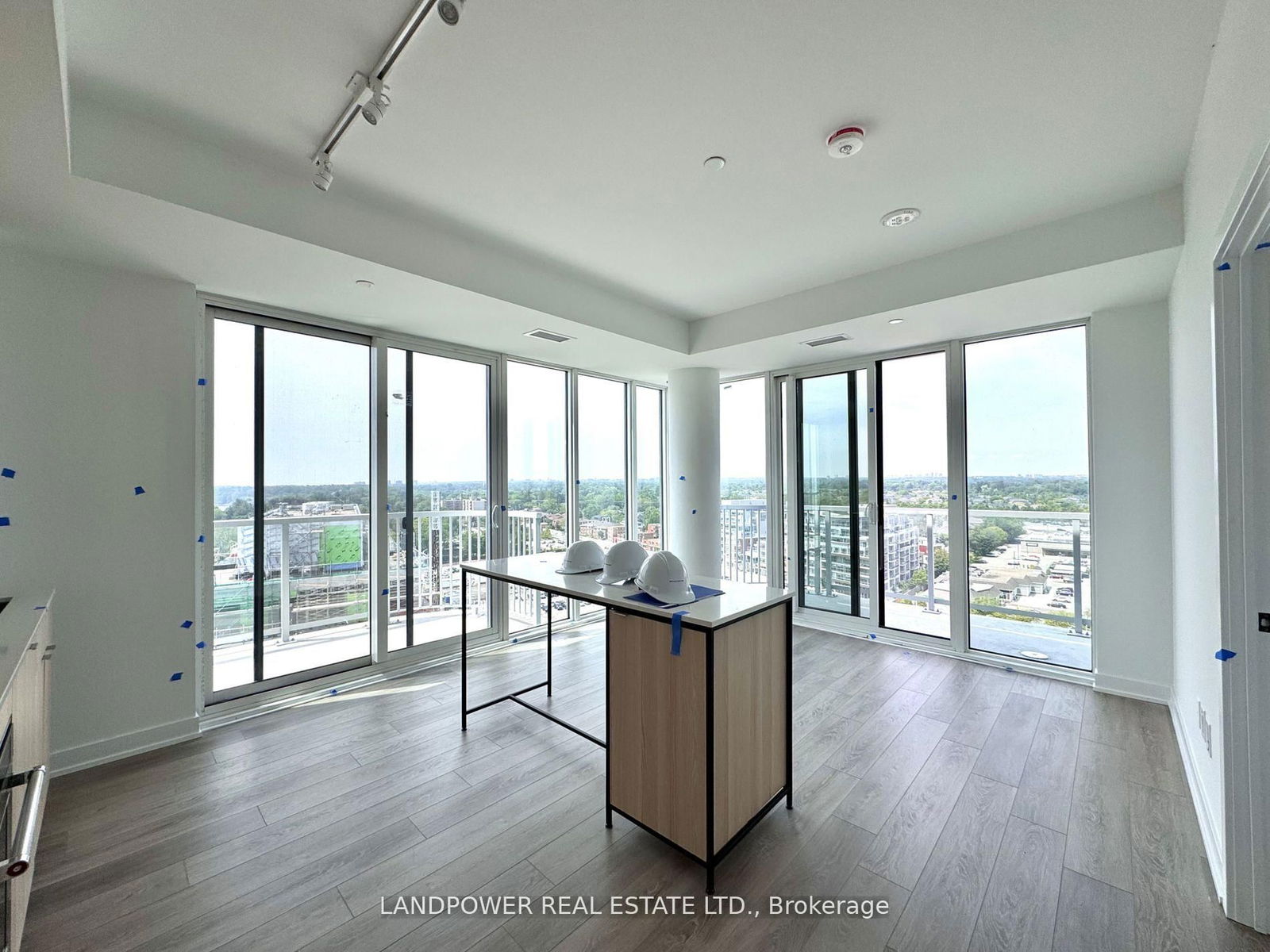 Condo for lease at 1409-220 Missinnihe Way, Mississauga, Port Credit, L5H 0A9 - MLS: W12136952