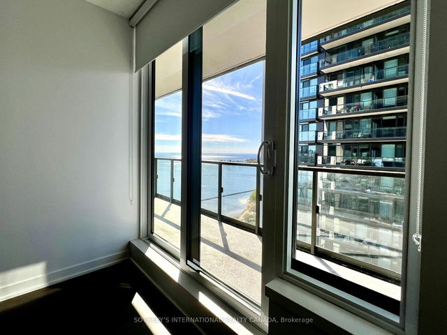 2712 - 1926 Lakeshore Boulevard