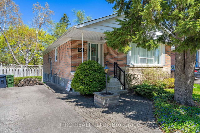 32 Cloverhill Road