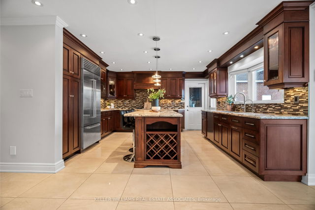 6781 Snow Goose Lane