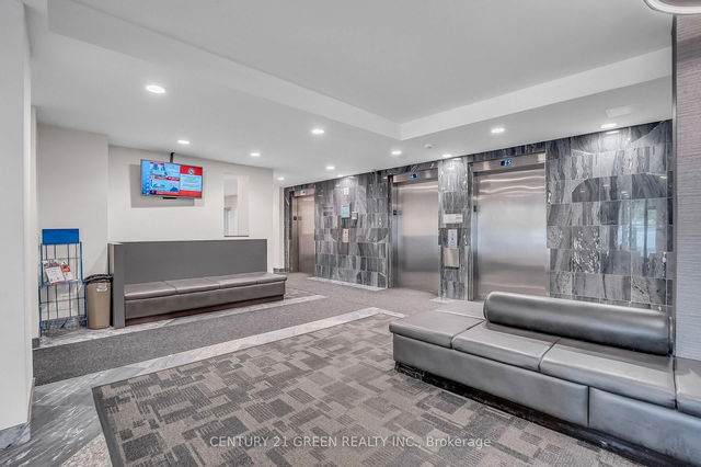 706 - 350 Webb Drive