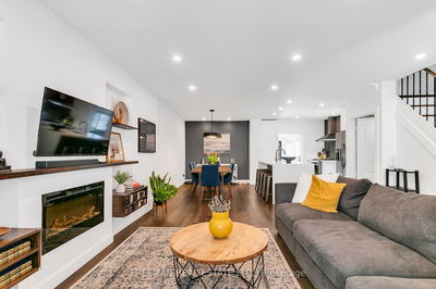 14 Hilldale Rd, Toronto - Rockcliffe-Smythe image-0-4