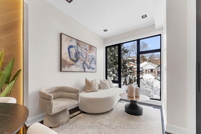 24 Durie St, Toronto - High Park-Swansea image-0-2