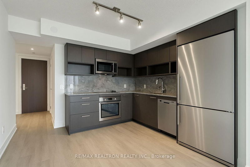 home for sale on 2701-7 Mabelle Avenue