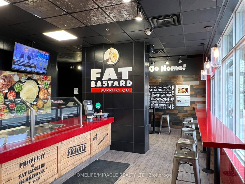 116 - 10 Gillingham Dr, Brampton, L6X 5A5 | Image 3