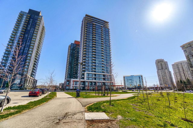 2407 - 75 Eglinton Avenue