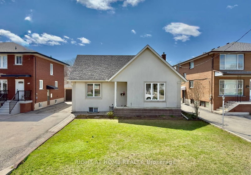 25 Burlingame Rd, Toronto, M8W 1Y7 | Image 2