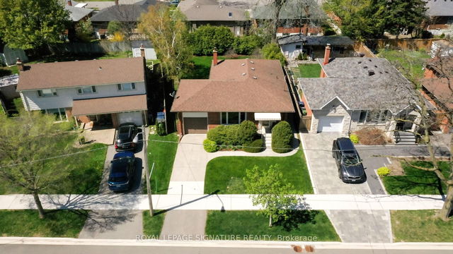 18 Elderfield Crescent